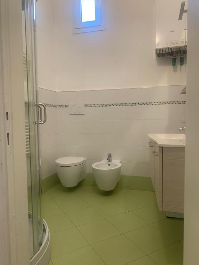 Odeon Apartment In Centro A ลีวอร์โน ภายนอก รูปภาพ