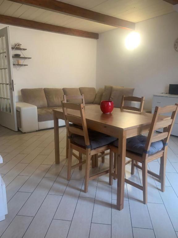 Odeon Apartment In Centro A ลีวอร์โน ภายนอก รูปภาพ